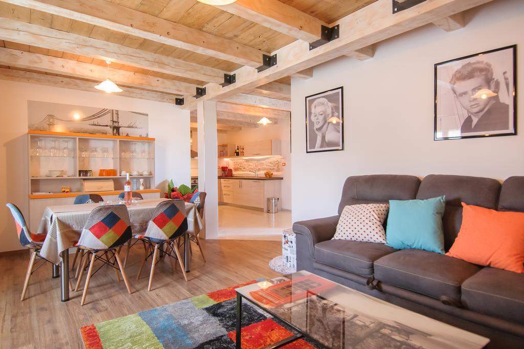 Borgo 8 Apartment